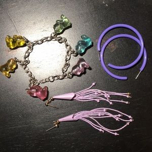 Lot of jewelry.. 2 pair earrings 1 bracelet